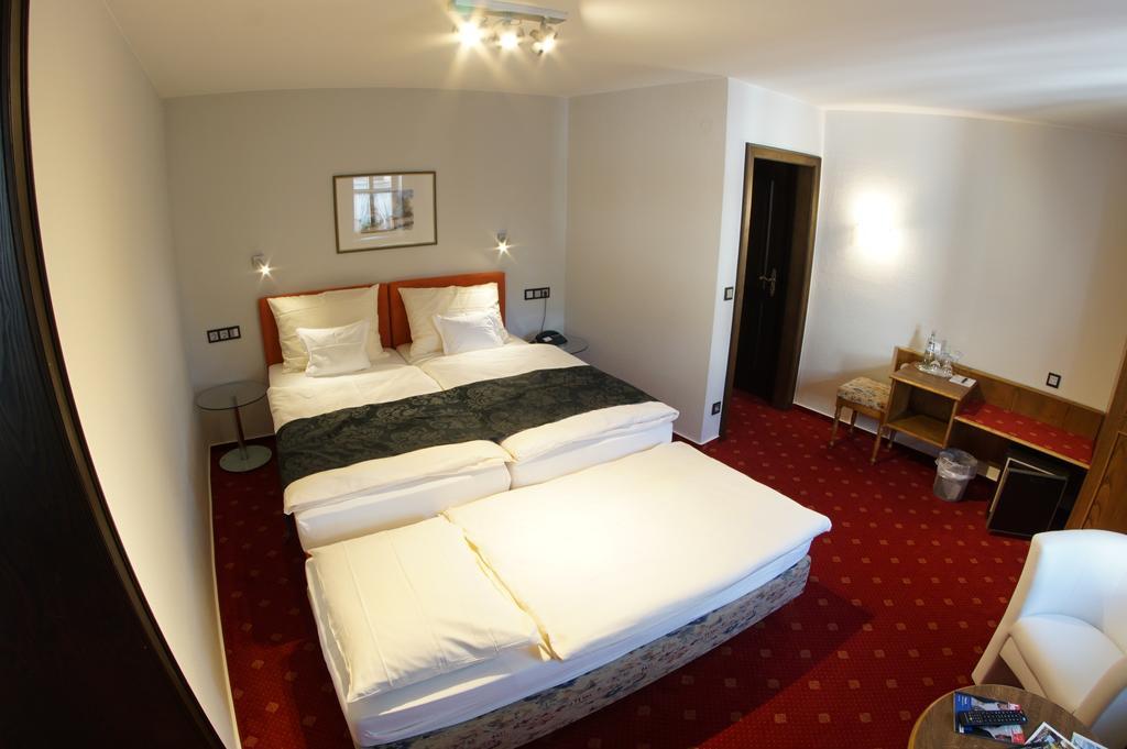 Hotel Zur Post Bernkastel-Kues Cameră foto